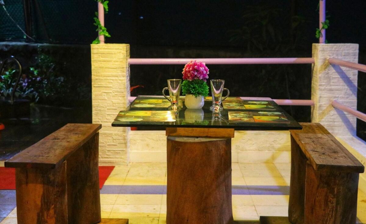Govind Villa - 3Bhk Penthouse Suite With Pool Splash Lonavala Buitenkant foto