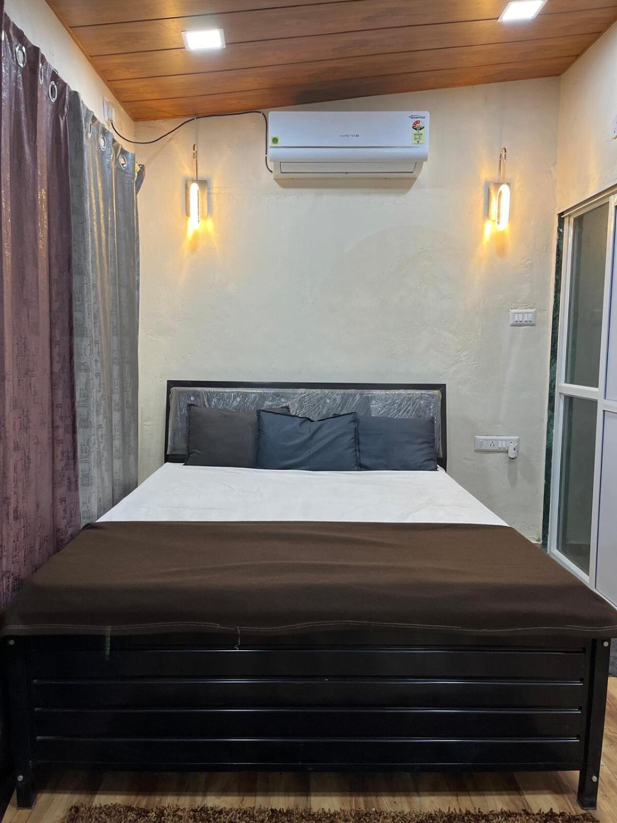 Govind Villa - 3Bhk Penthouse Suite With Pool Splash Lonavala Buitenkant foto