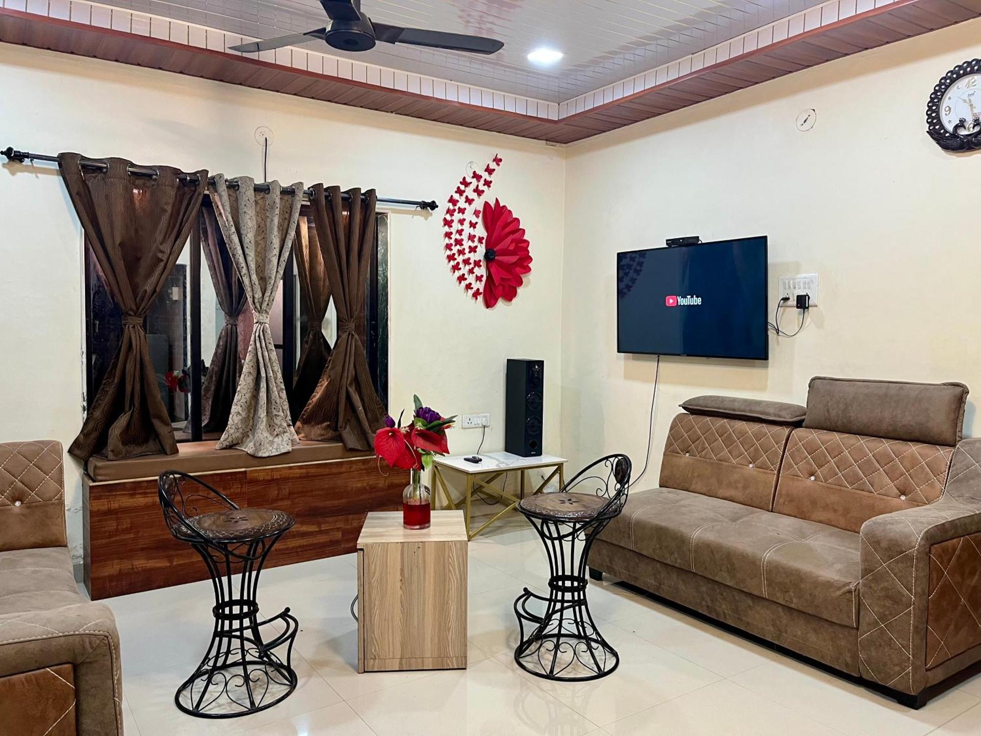 Govind Villa - 3Bhk Penthouse Suite With Pool Splash Lonavala Buitenkant foto